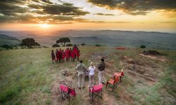 Maasai-warriors-on-the-edge-of-Ngorongoro-Crater.jpg